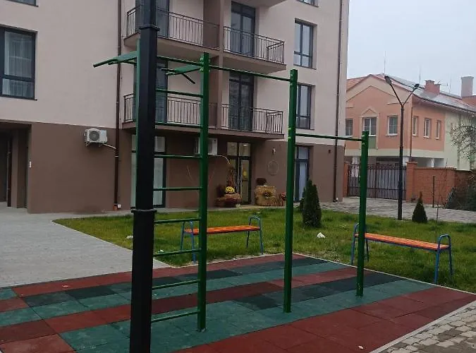 Domovik на 4 гостя, миру 11 с кв 3 Daire