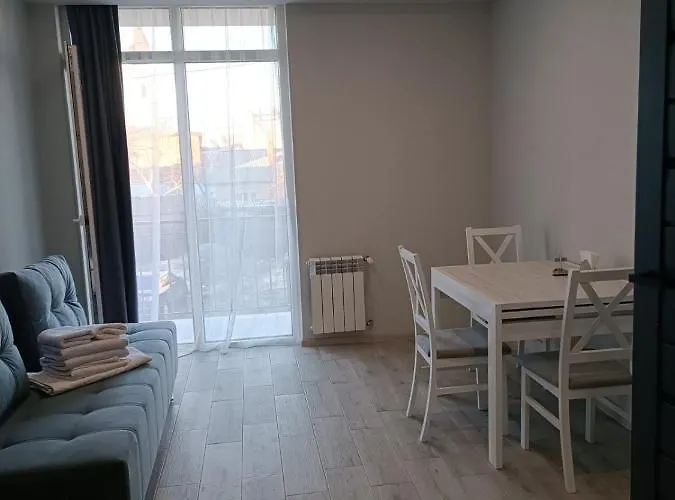 Daire Domovik на 4 гостя, миру 11 с кв 3 *