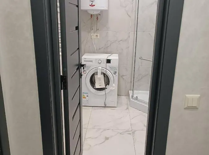 Domovik на 4 гостя, миру 11 с кв 3 *